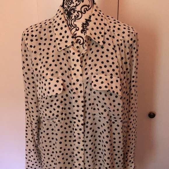 Who What Wear polka dot blouse - Picture 2 of 4